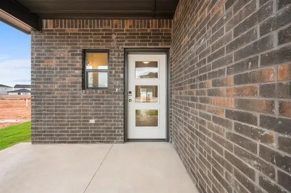 4212 NW 180th TER, Edmond, OK 73012
