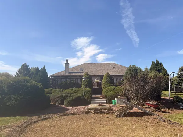N1630 NORTH RD, Greenville, WI 54942