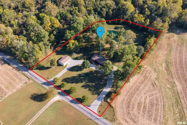 18371 PERRY RD, Pittsburg, IL 62974