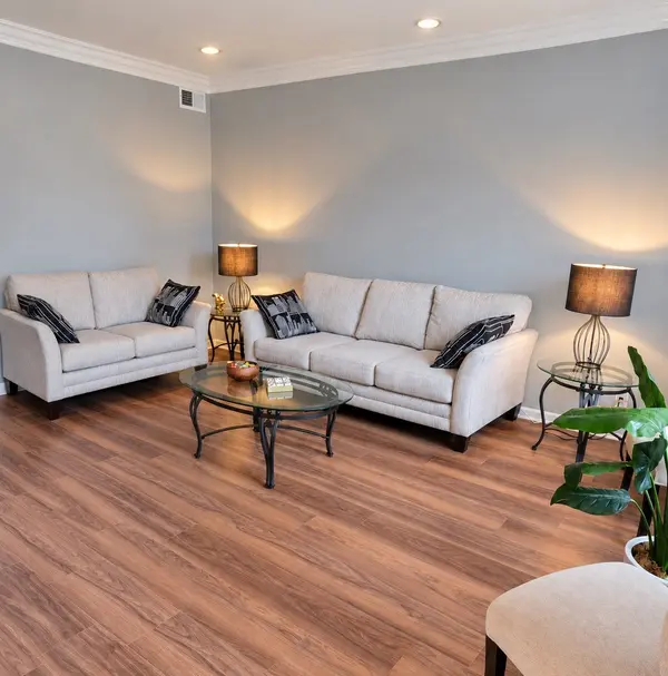 1011 Murfreesboro Rd #J2, Franklin, TN 37064