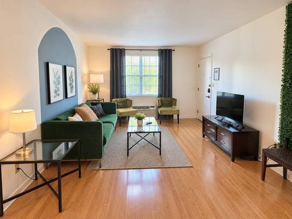 907 18th Ave #S #208, Nashville, TN 37212