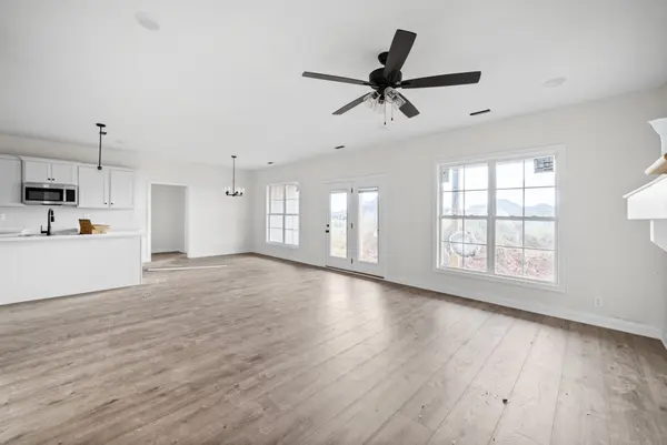 515 Fieldview Way, Clarksville, TN 37043