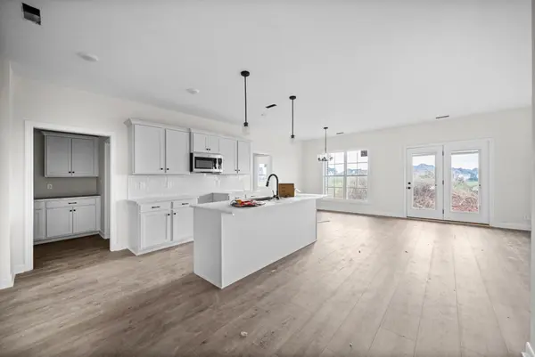 515 Fieldview Way, Clarksville, TN 37043