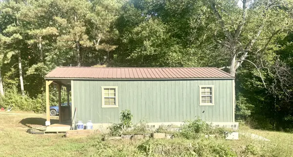 1605 Liberty Rd, Camden, TN 38320