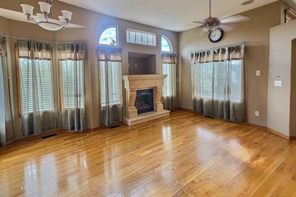 2912 N Rough Creek, Derby, KS 67037