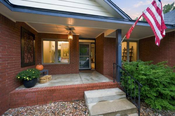 6419 W Shadow Lakes Ct., Wichita, KS 67205