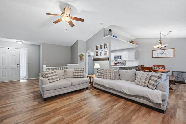 10405 W University Ct., Wichita, KS 67209