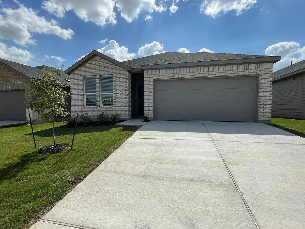 433 Sormonne LOOP, Kyle, TX 78640