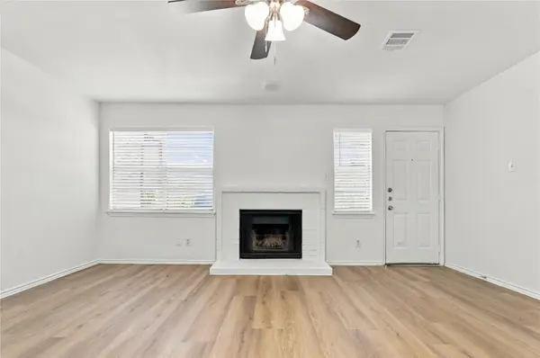 1834 River Crossing CIR #D, Austin, TX 78741
