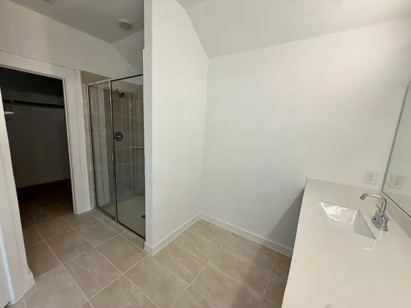 204 Seattle Slew DR, Jarrell, TX 76537