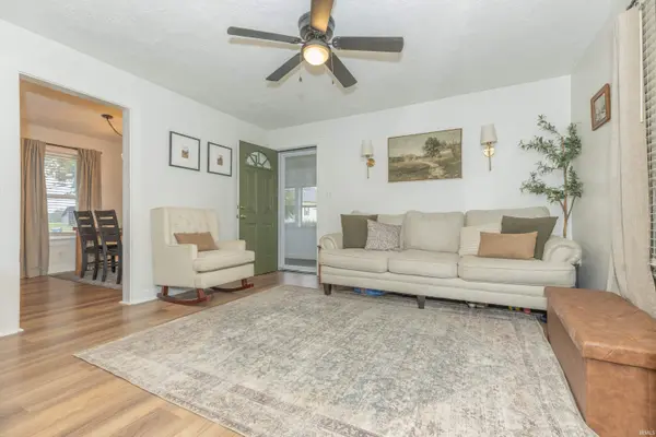 2000 S Red Bank RD, Evansville, IN 47712