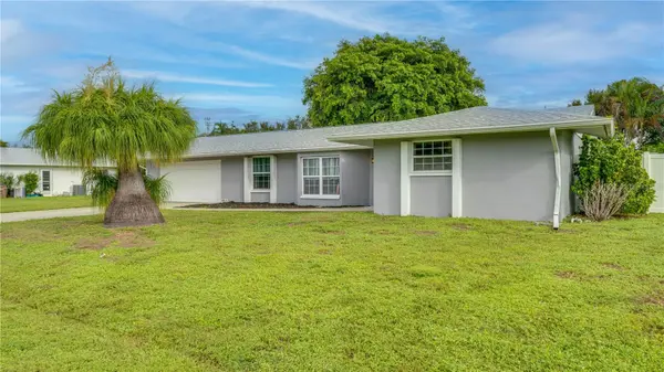 909 SE 27TH ST, Cape Coral, FL 33904