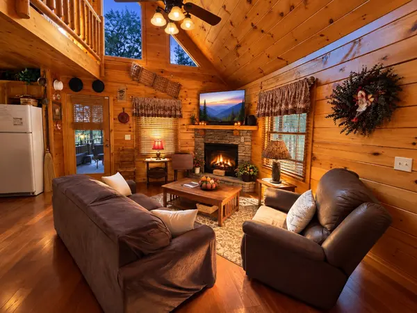 923 Fir St #E, Sevierville, TN 37862