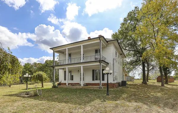 283 E Washington ST, Verona, MO 65769