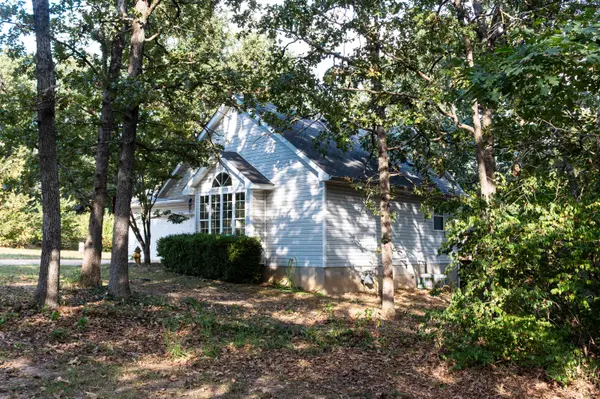 1512 Red Oak DR, Rolla, MO 65401