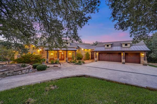 104 Mesa DR, Wimberley, TX 78676