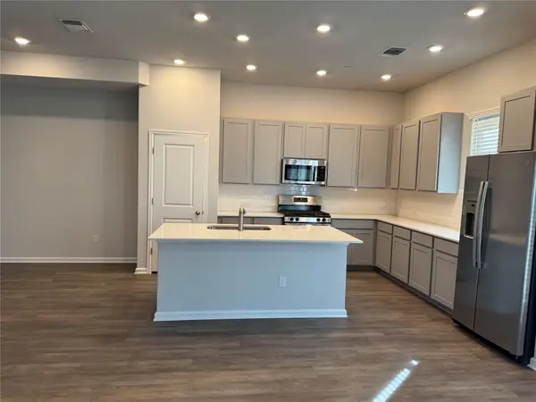 3000 Chisholm Trail RD #84, Round Rock, TX 78681