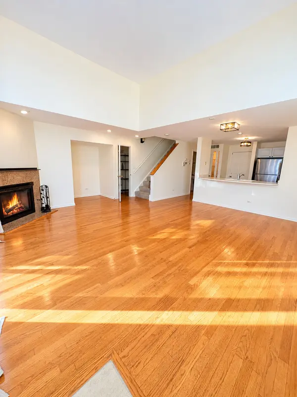 4934 S CORNELL AVE #G, Chicago, IL 60615