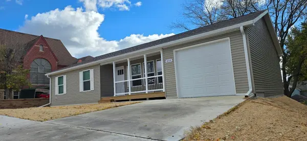 409 W Clark ST, Albert Lea, MN 56007