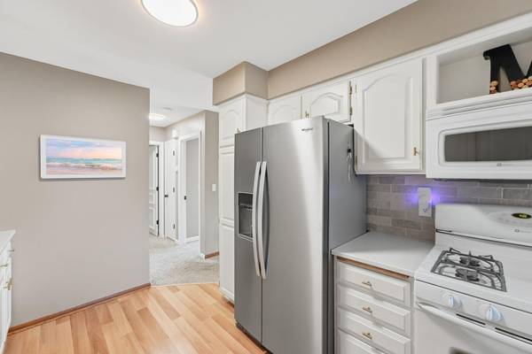 4492 Clover LN, Eagan, MN 55122