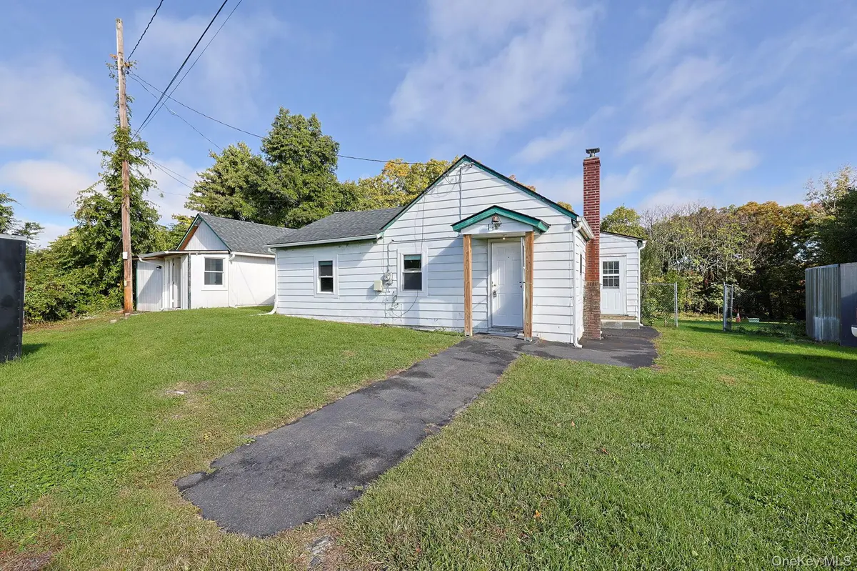 14 Tighe AVE, Newburgh, NY 12550