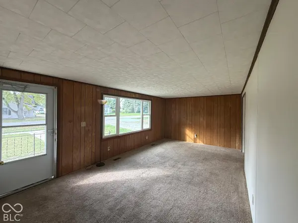 214 E Plum ST, Linden, IN 47955