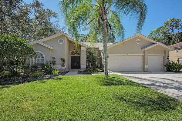 1558 E LAKE WOODLANDS Pkwy, Oldsmar, FL 34677