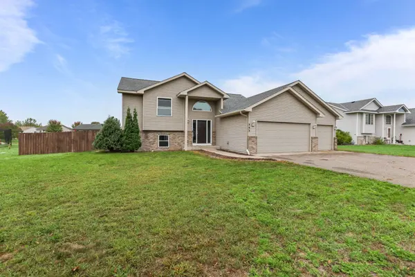 593 Forest RD, Big Lake, MN 55309