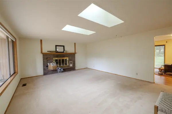 11125 Charm RD SE, Rainier, WA 98576