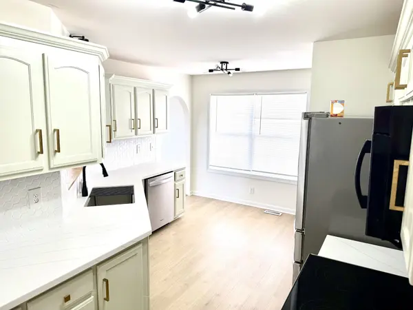 1388 Constitution Dr, Clarksville, TN 37042