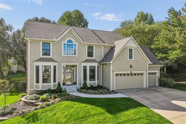 9101 W 148th ST, Overland Park, KS 66221