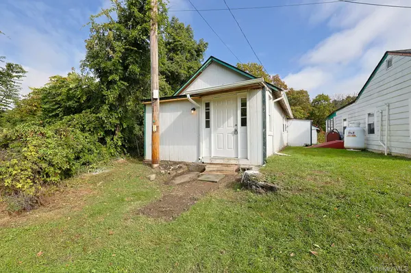 16 Tighe AVE, Newburgh, NY 12550