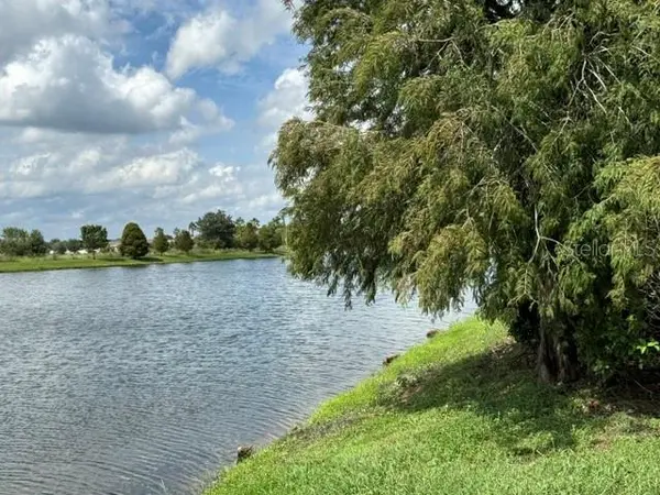 2651 GRANDBURY GROVE RD, Lakeland, FL 33811