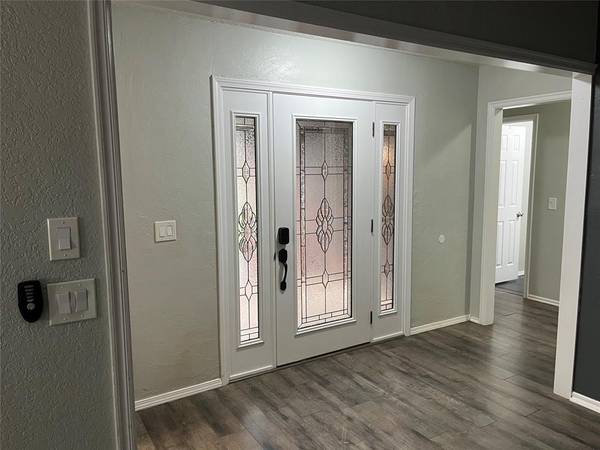 300 Little Chisholm CIR, Edmond, OK 73012