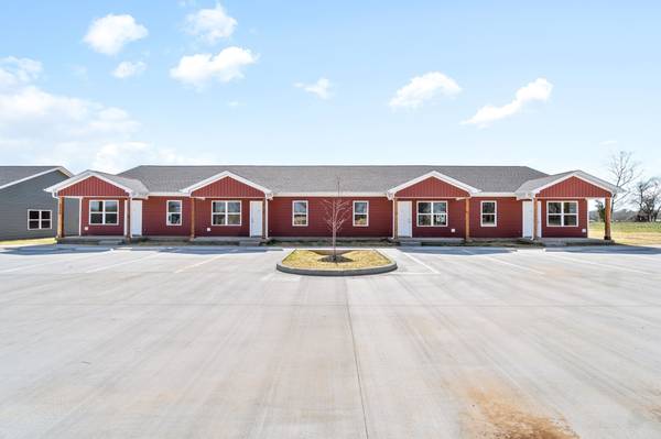 9530 Russellville Rd #B, Guthrie, KY 42234