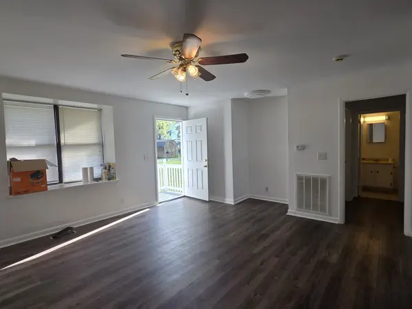 8015 Sunset Cir, Murfreesboro, TN 37129