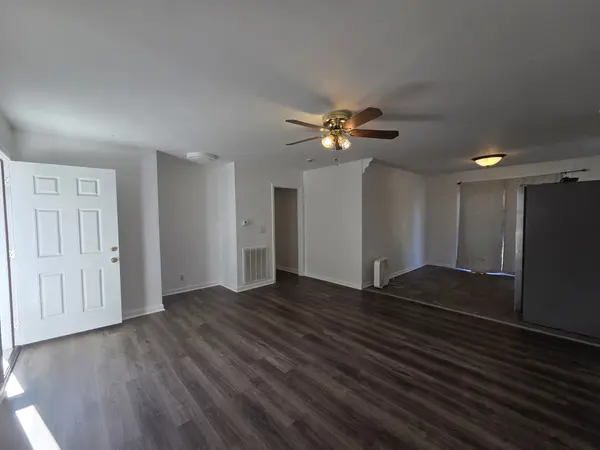 8015 Sunset Cir, Murfreesboro, TN 37129