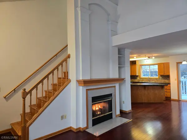 949 Old Steine CIR, New Brighton, MN 55112
