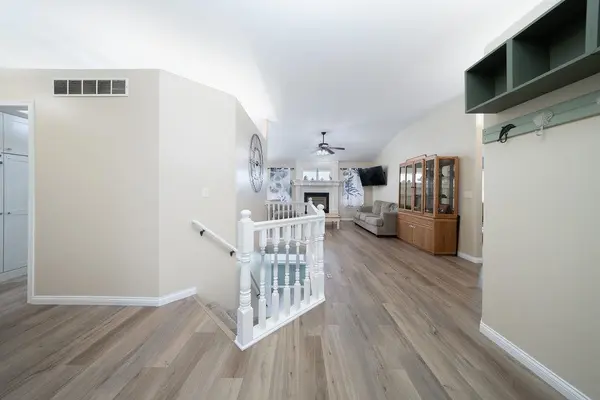 13672 W Highland Springs Ct, Wichita, KS 67235