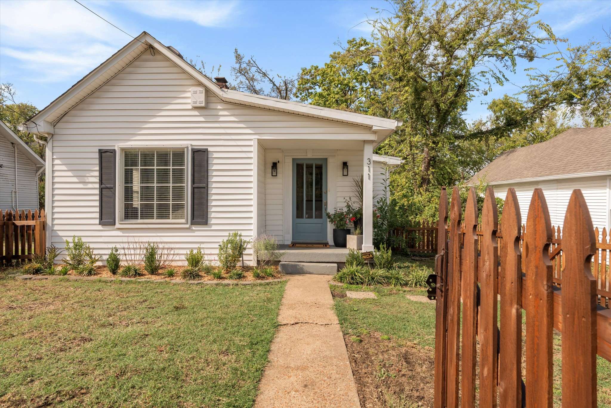 311 37th Ave #N, Nashville, TN 37209