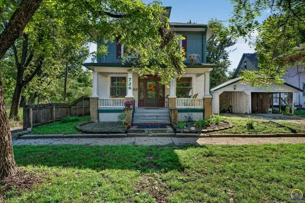 726 SW Buchanan ST, Topeka, KS 66606
