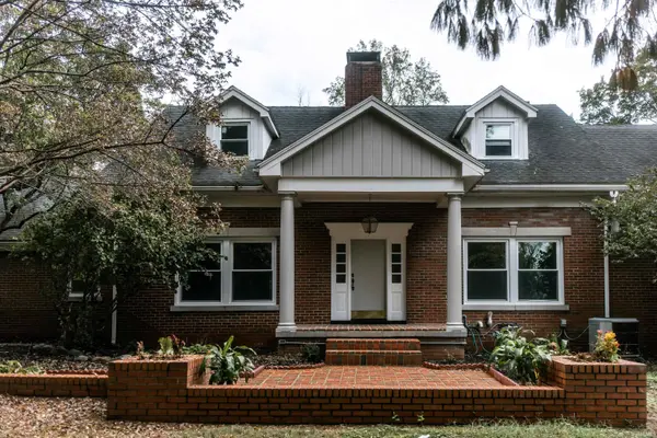 945 Pine Gate RD, Evansville, IN 47725