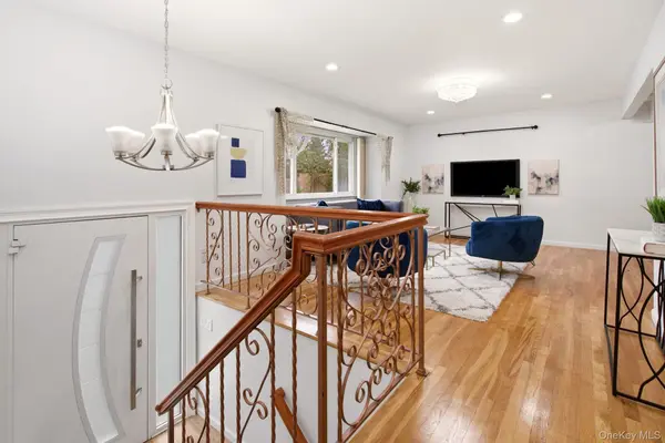 173 N Marginal RD, Jericho, NY 11753