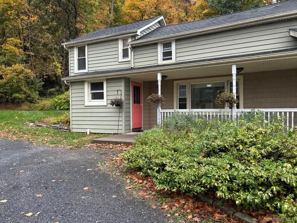 55 Pancake Hollow RD #4, Highland, NY 12528