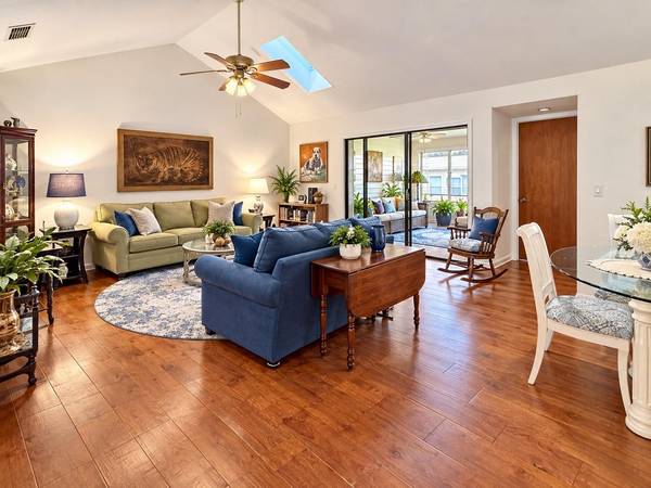 919 RIDGE LAKE DR, Melbourne, FL 32940