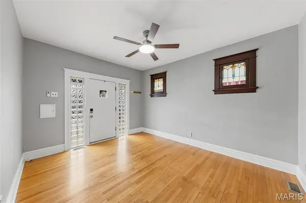 6207 Fyler AVE, St Louis, MO 63139