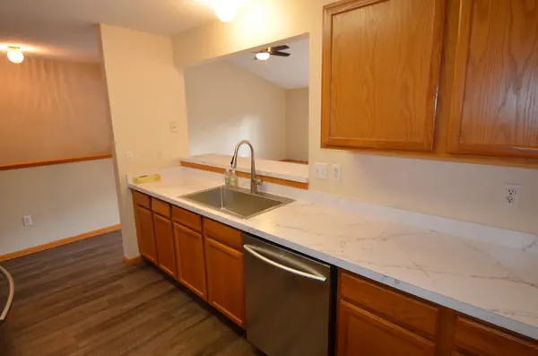 194 Emerson AVE E, West Saint Paul, MN 55118