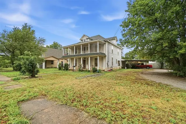 421 N Kentucky AVE, Mangum, OK 73554