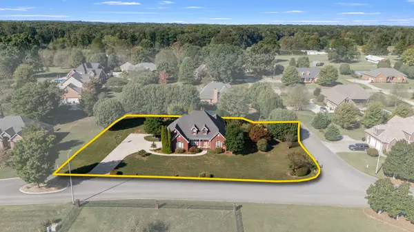 200 HIGHPOINT BLVD, Tullahoma, TN 37388