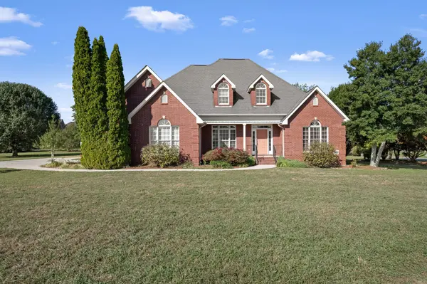 200 HIGHPOINT BLVD, Tullahoma, TN 37388